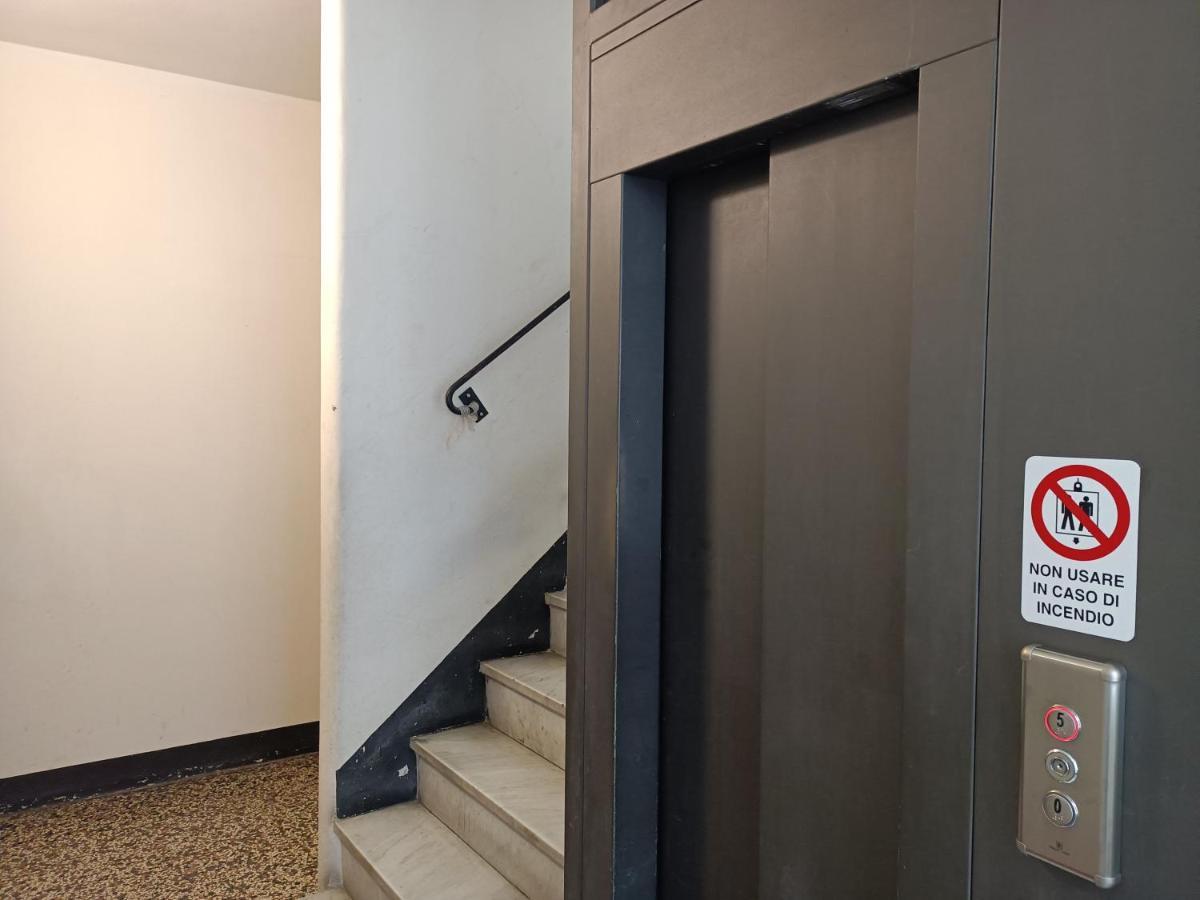 Pinelli Apartment Генуя Екстер'єр фото
